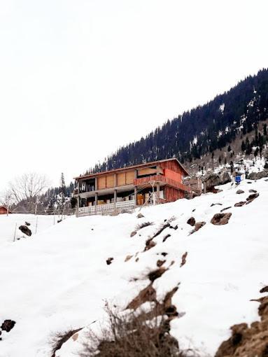 Khana Badosh Resort Kalam Exterior photo